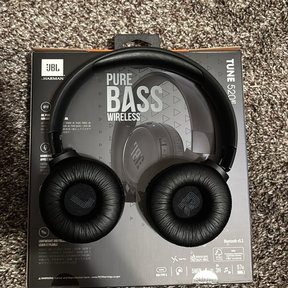 JBL 520BT Headphones - Picture 5 of 12